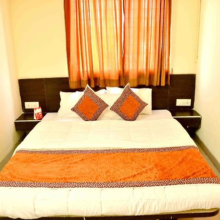 Hotel Vijay Nagar Индаур Экстерьер фото