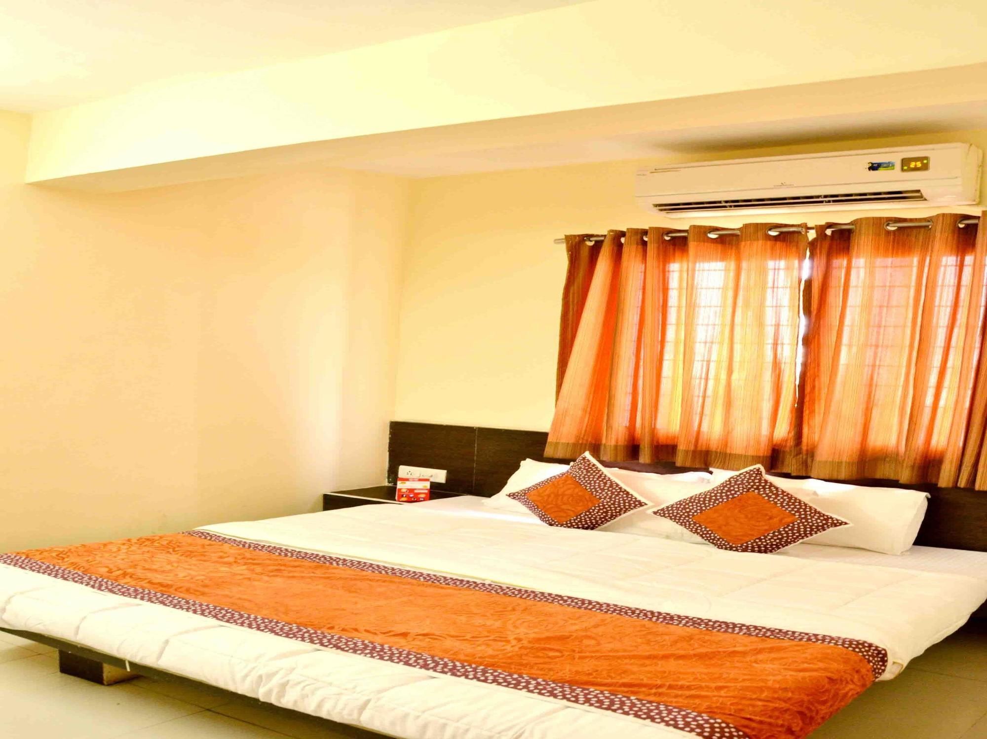 Hotel Vijay Nagar Индаур Экстерьер фото