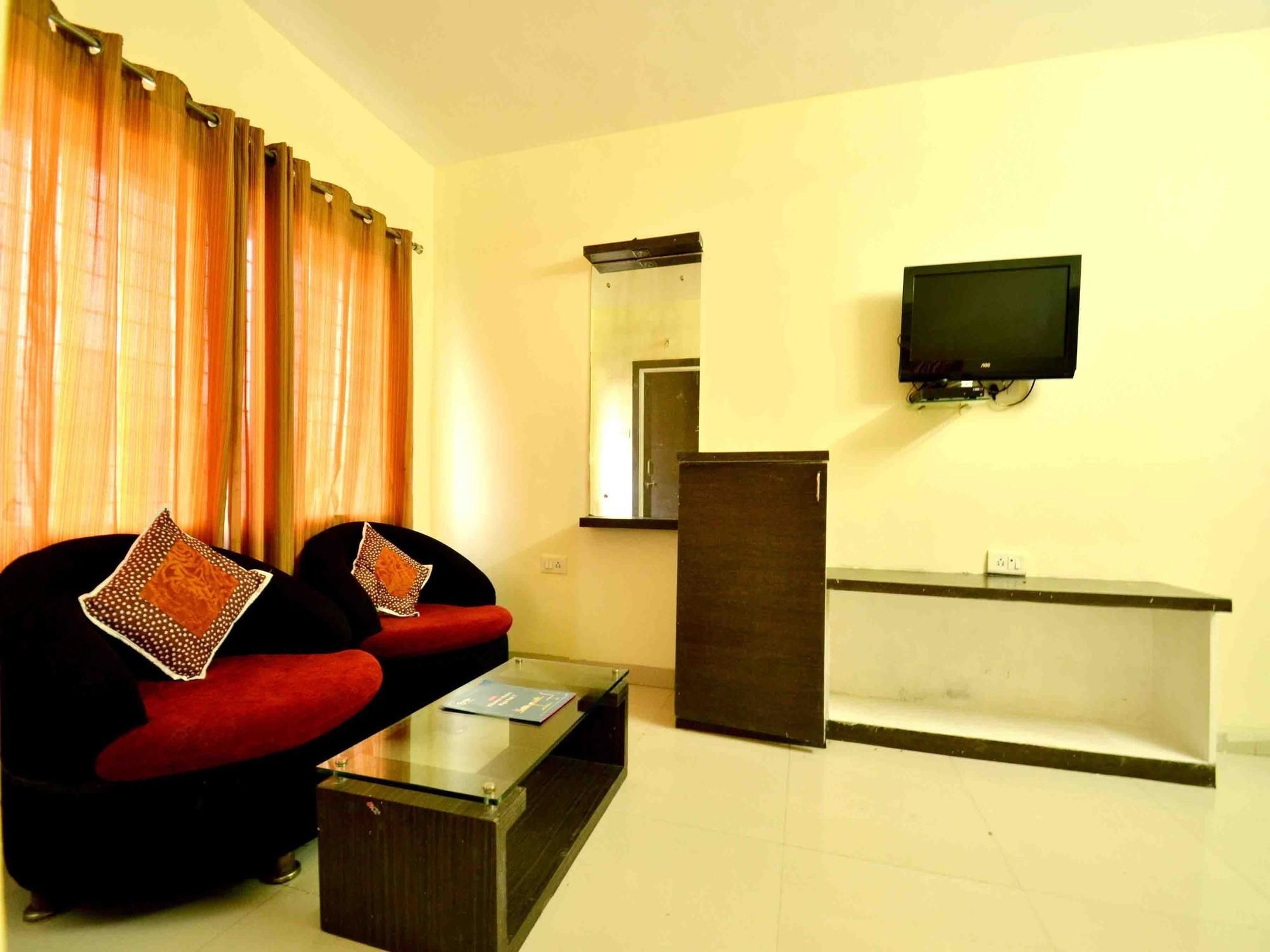 Hotel Vijay Nagar Индаур Экстерьер фото