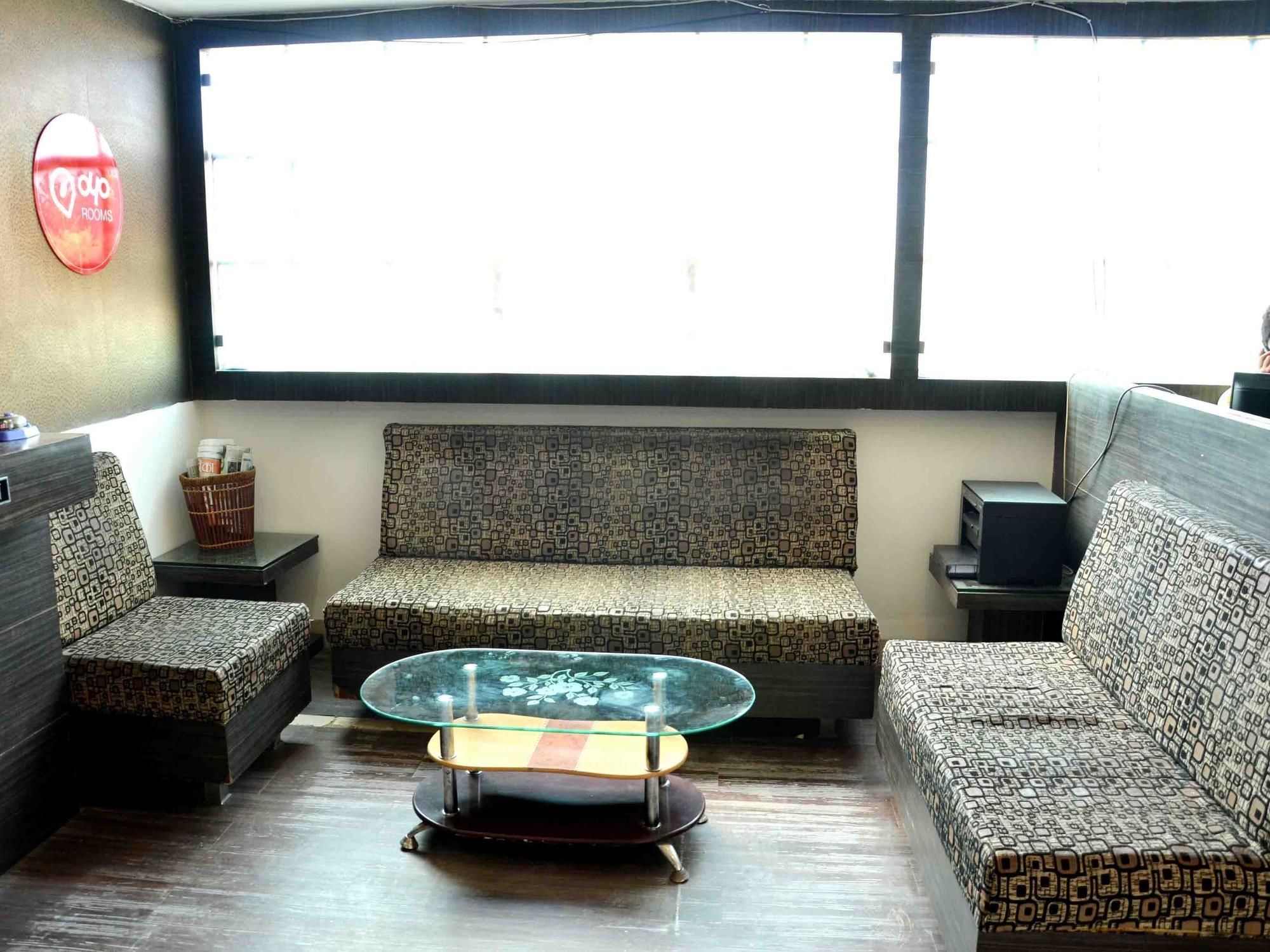 Hotel Vijay Nagar Индаур Экстерьер фото